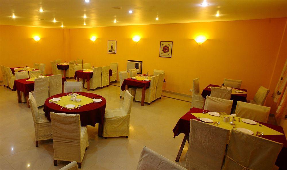 Royal Astoria Hotel كاتماندو المظهر الخارجي الصورة