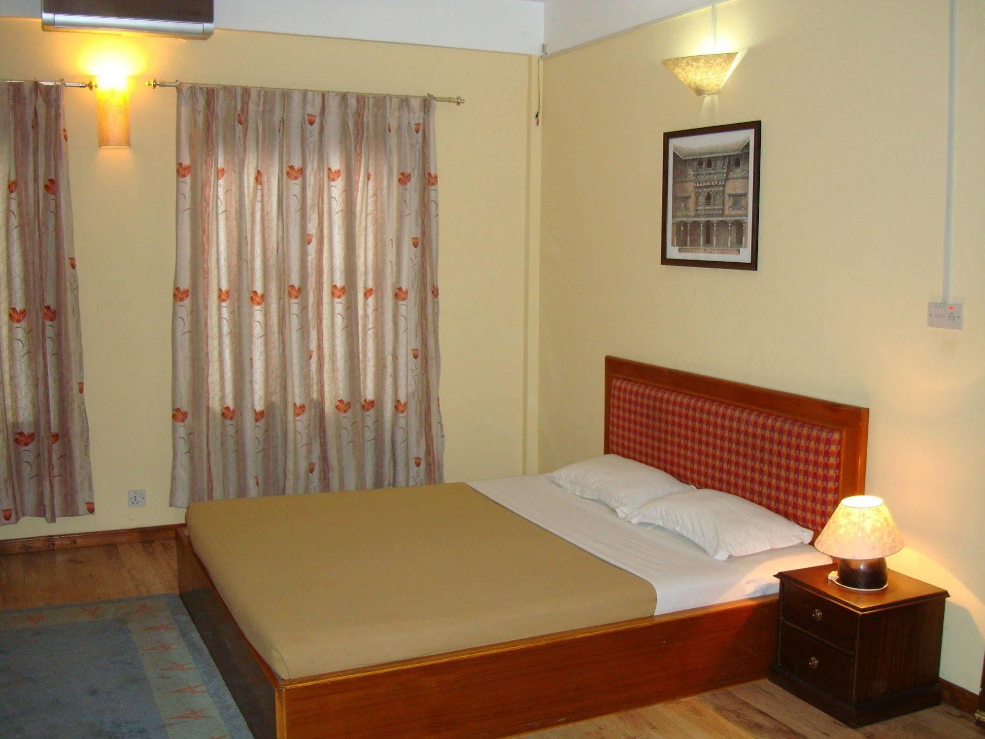 Royal Astoria Hotel كاتماندو المظهر الخارجي الصورة